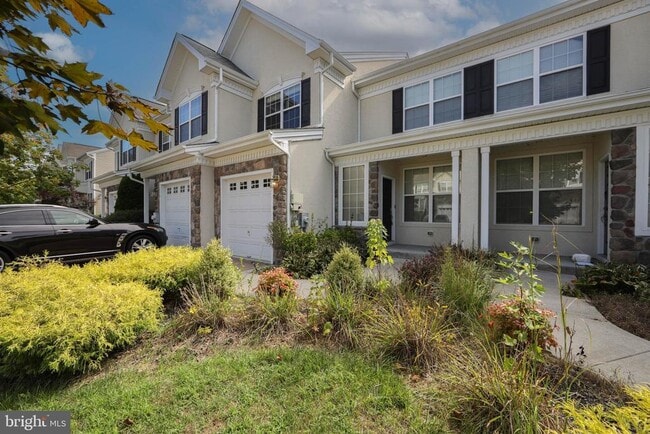 Building Photo - 7 Kingswood Ct