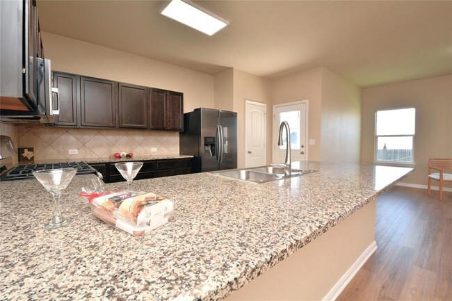 Building Photo - 281 Northern Flicker St