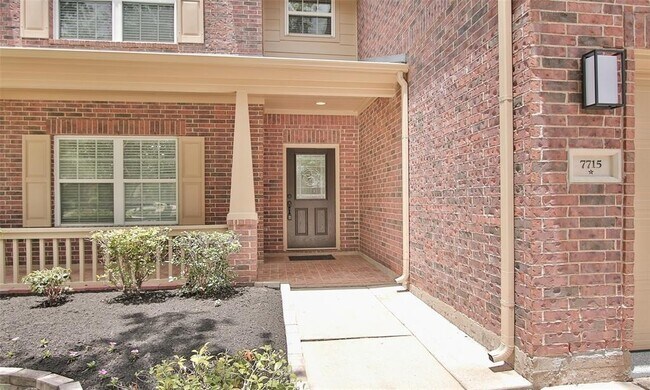 Foto del edificio - 7715 Chimney Gap