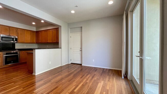 Foto del edificio - Beautifully Updated 3-Bedroom House with Patio in Broad Street Village