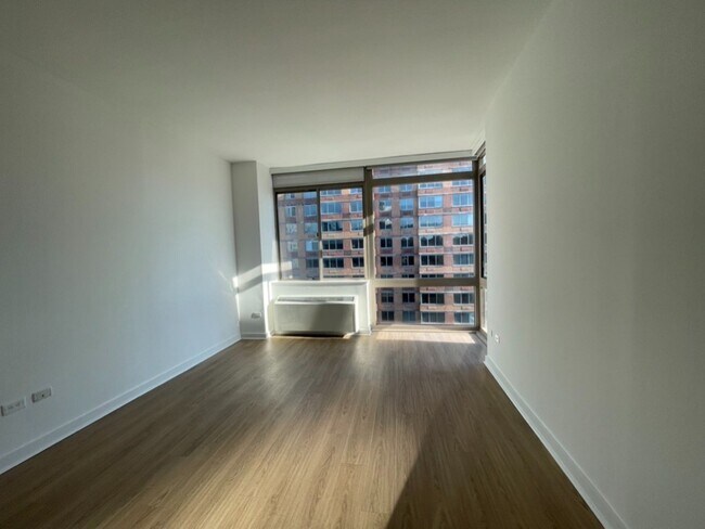 Foto del edificio - 502 Ninth Avenue
