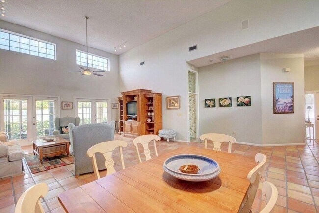 Foto del edificio - 6743 Montego Bay Blvd