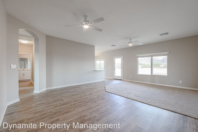 Building Photo - 3 br, 2 bath House - 8348 W McCartney Road