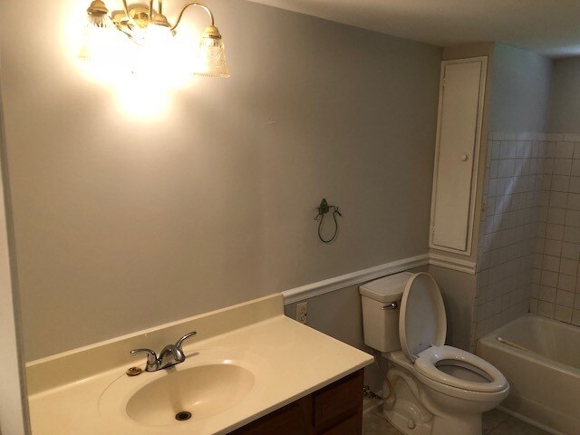 Foto del edificio - Knoxville 39732 - 3 bedroom minutes from T...