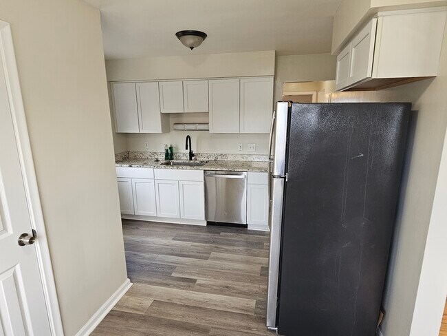 Foto de cocina 1 - 17780 Marquette St