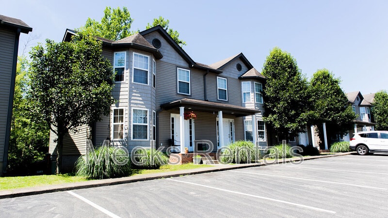 Primary Photo - 431 Mill Rd