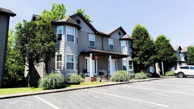 Building Photo - 431 Mill Rd
