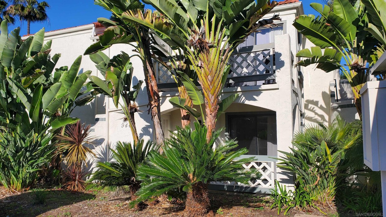 Foto principal - 9444 Twin Trails Dr
