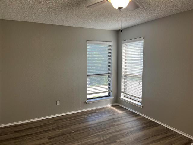 Foto del edificio - 2431 Kingsford Ct
