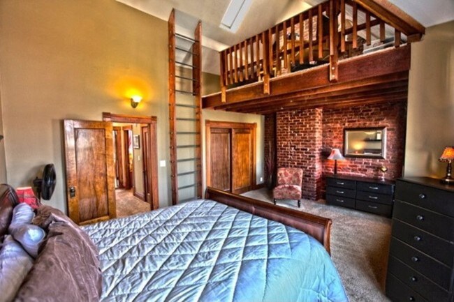 Bedroom with Loft - Jamieson Townhomes