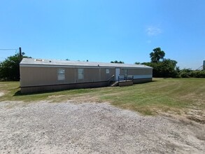 Building Photo - 220 Baughman Hill Rd