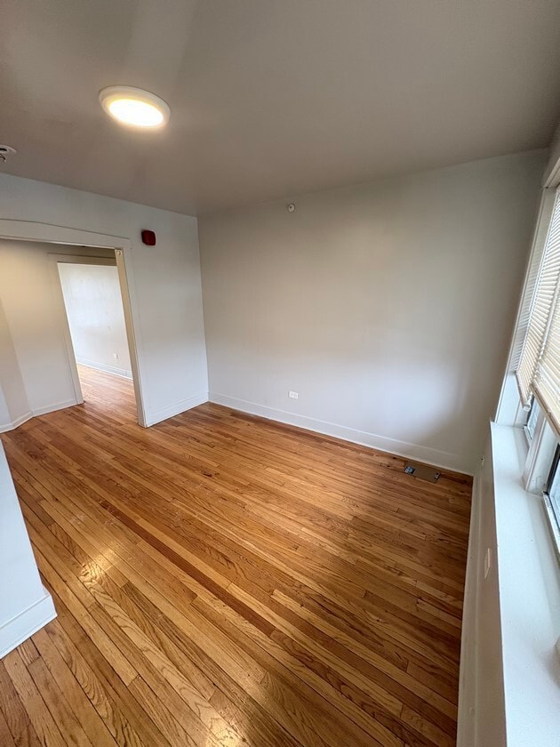 Foto del edificio - 5010 W 18th St