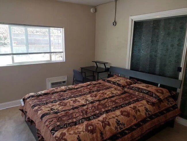 Foto del edificio - 4728 Mendoza Ave