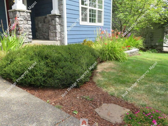 Building Photo - 18385 SW Swanstrom Dr