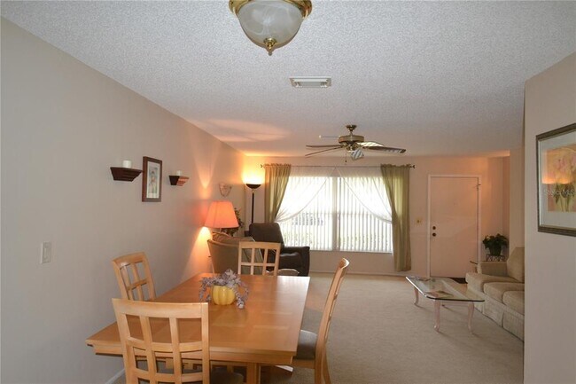 Foto del edificio - 3276 Buckhorn Dr