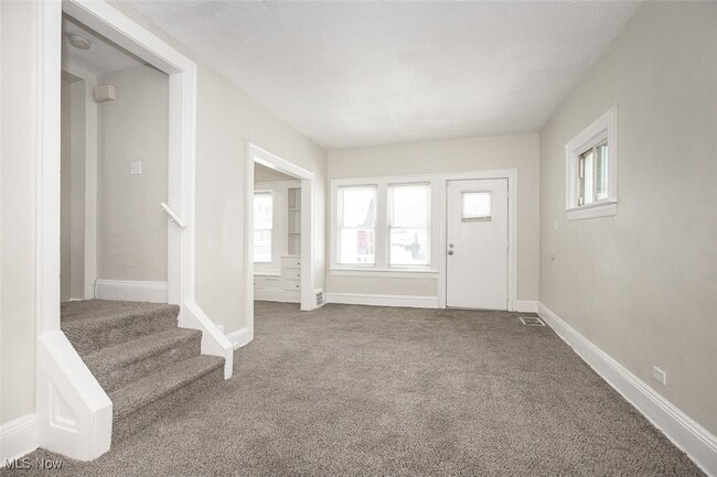 Building Photo - 13621 Cranwood Dr