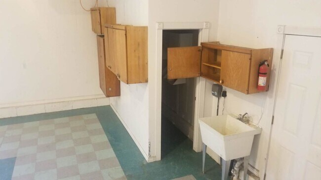 Foto del edificio - Great 4 Bed 2 Bath Home