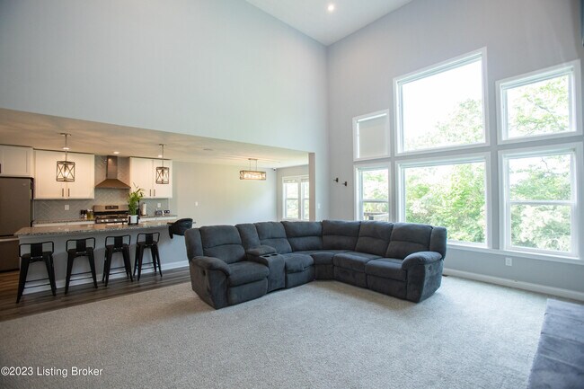 Foto del edificio - 454 Copper Creek Dr