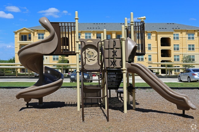 Building Photo - Park at Briggs Ranch