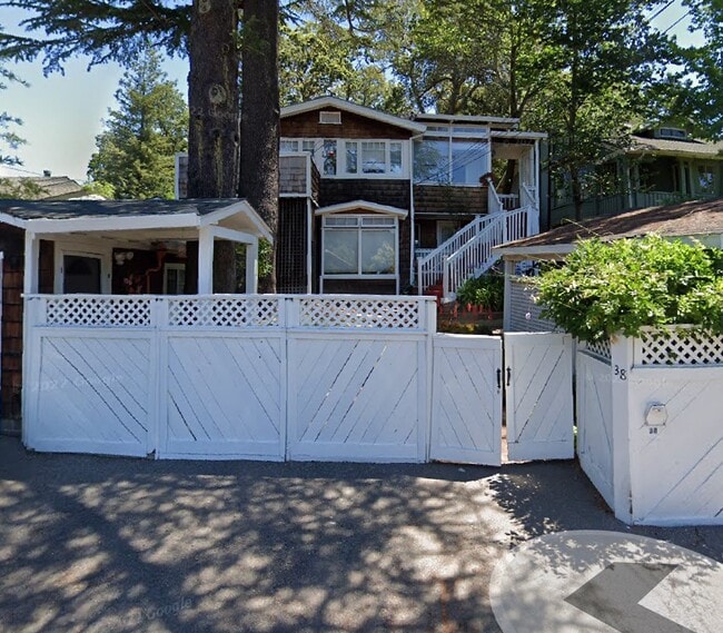 Foto del edificio - 38 Rosebank Ave