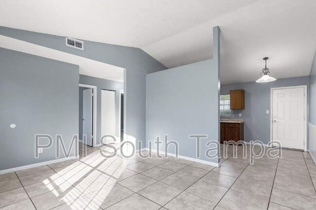 Building Photo - 9950 US-98