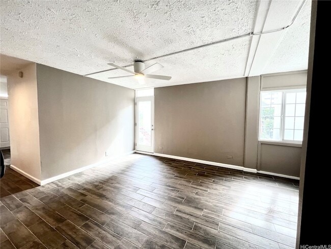 Building Photo - 417 Namahana Street Unit 17