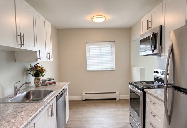 Photo du bâtiment - Kortright Apartments