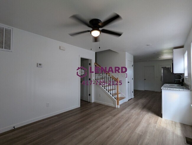 Foto del edificio - 2707 W Olive St