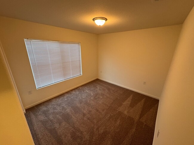 Building Photo - 2342 Amboy Ave