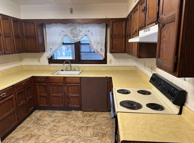 Foto del edificio - 4560 W. HWY #30