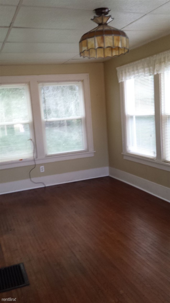 Building Photo - 3 br, 2 bath House - 222 Johnson