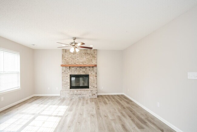 Building Photo - 4425 Mulligan Way