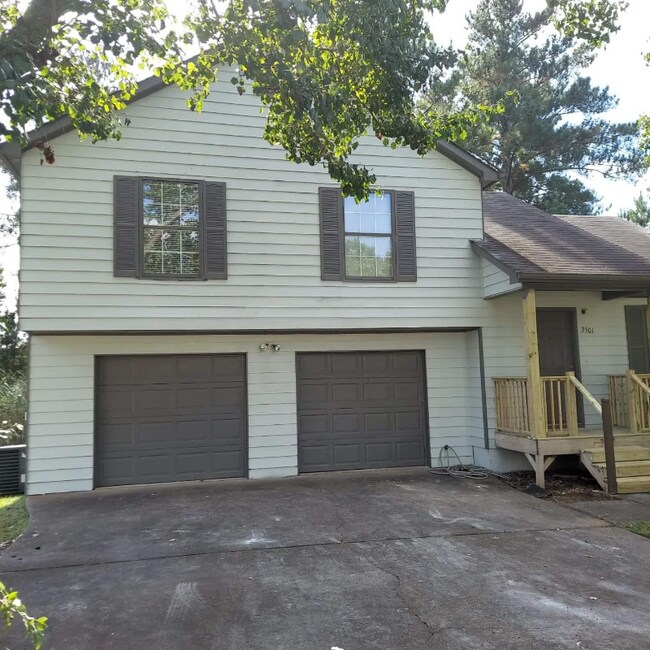 3501 Mosswood Ln, Rex, GA 30273 House Rental in Rex, GA