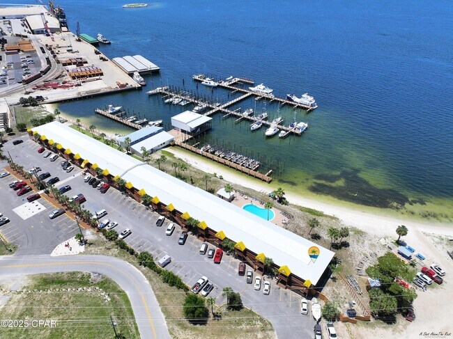 Foto del edificio - 5505 Sun Harbor Rd