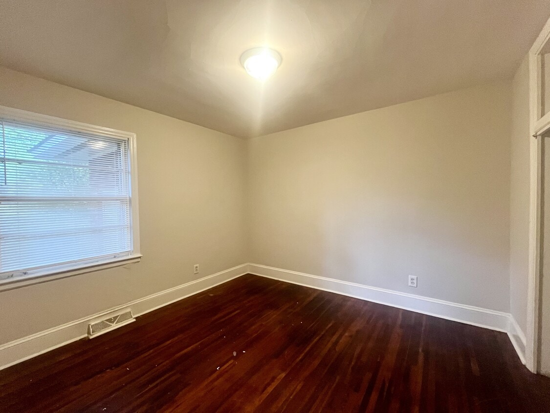 Foto del edificio - 3828 Winfield Dr
