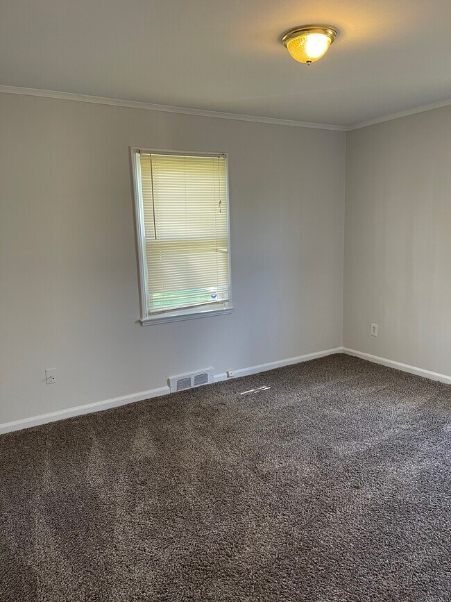 Foto del edificio - 10730 Troy St