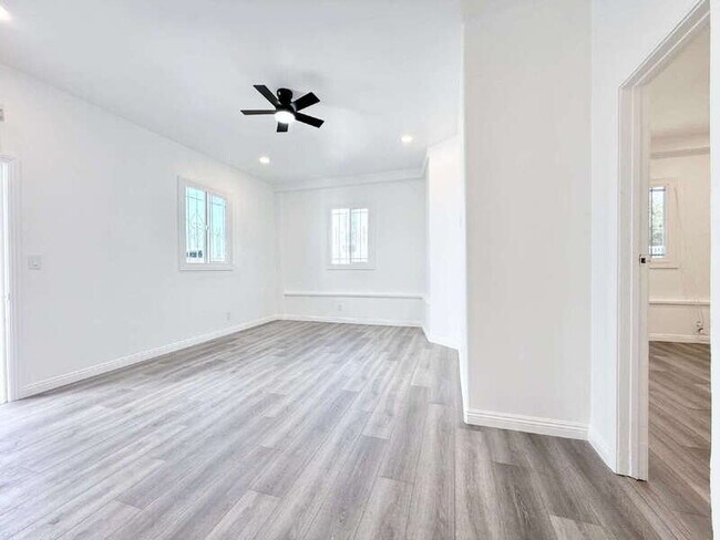 Foto del edificio - 2252 E 103rd St