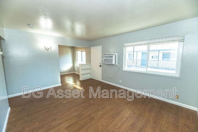 Photo - 1938 Ethan Wy Apartment