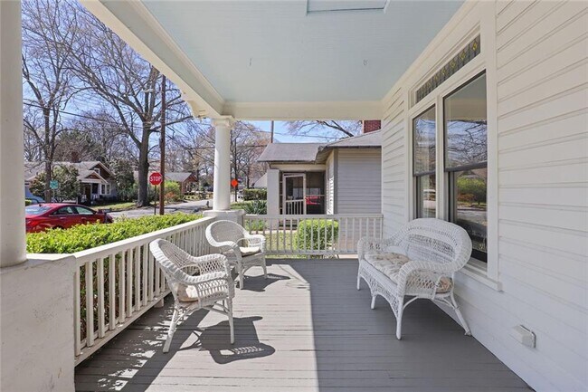 Foto del edificio - 1212 Merlin Ave SE