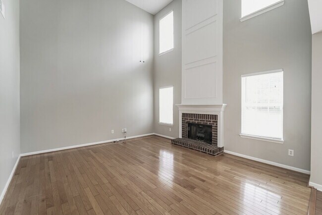 Foto del edificio - 7809 Leisure Ln