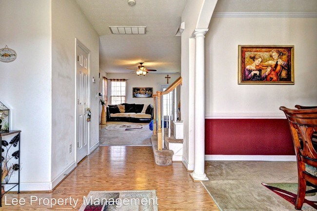 Building Photo - 23148 Harbor Towne Dr
