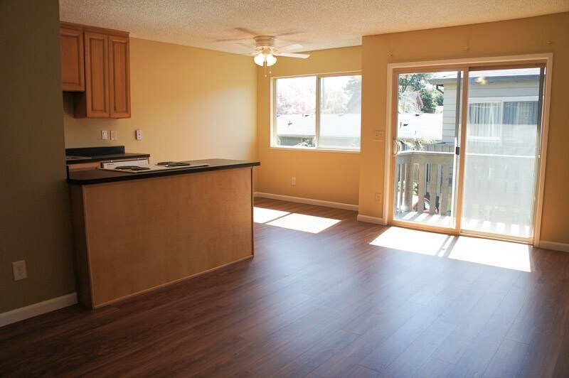 Foto principal - Garden Style 2Bdr in Bustling SE Ready Soon!