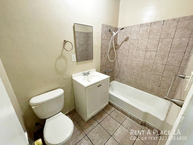 Building Photo - 3829 Wall St