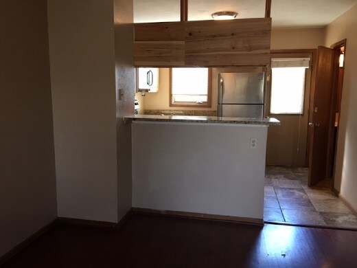 Building Photo - Beautiful Townhome in Golden