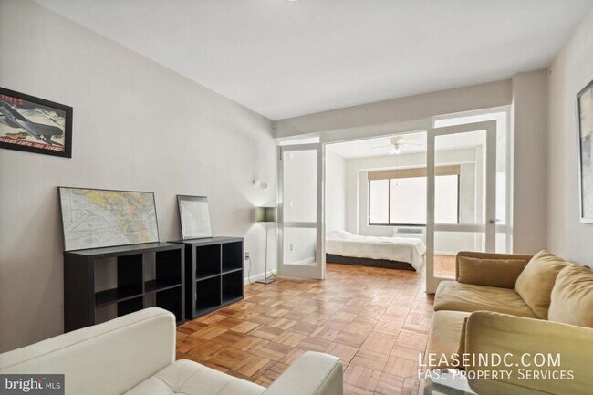 Photo - 1 Scott Cir NW Apartment