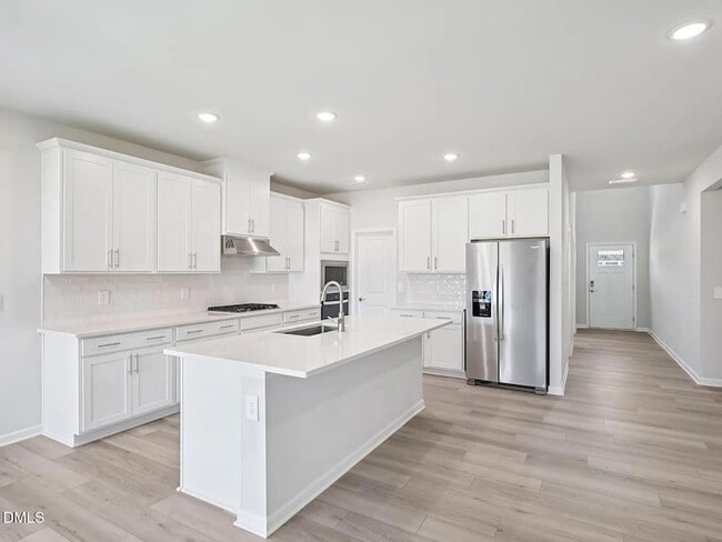 Building Photo - 300 Karlov Rd