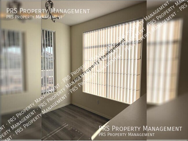 Foto del edificio - 5211 W Glenview Pl