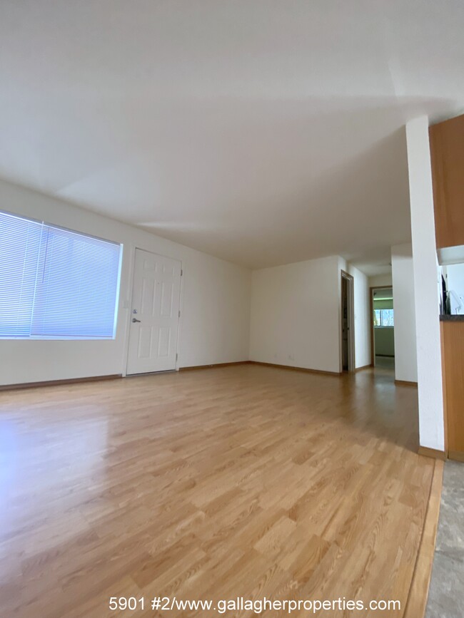 5901 #2-Living Area #1 - 5901 20th Ave NW