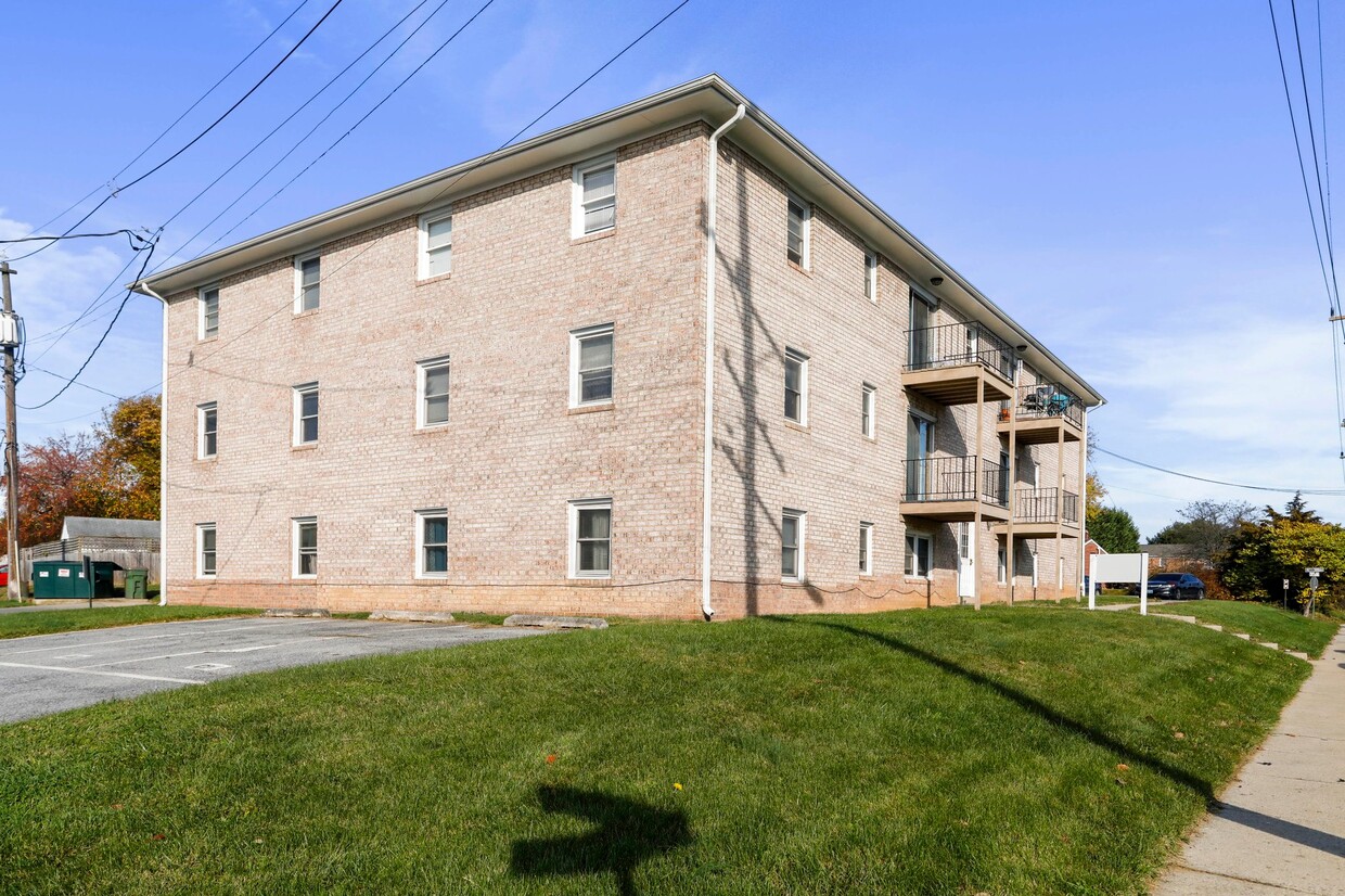 1309 N East St Unit B2, Frederick, MD 21701 - Apartments in Frederick ...