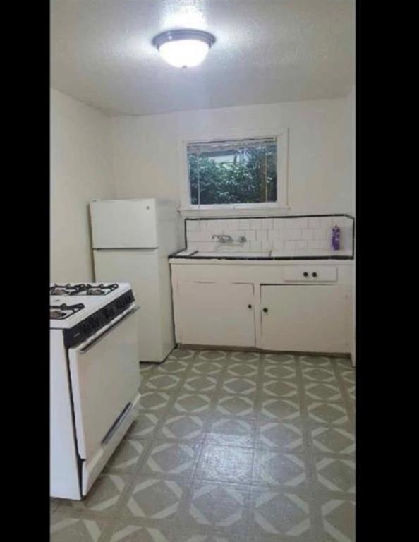 Foto del edificio - 4812 Hazard St